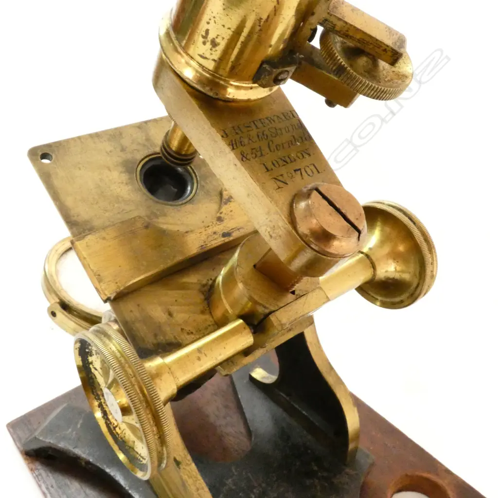 J. H. STEWARD 406 & 66 STRAND & 54 CORNHILL, LONDON No.701 BRASS MONOCULAR MICROSCOPE w SLIDES & BULLSEYE IN MAHOG BOX Image 1++